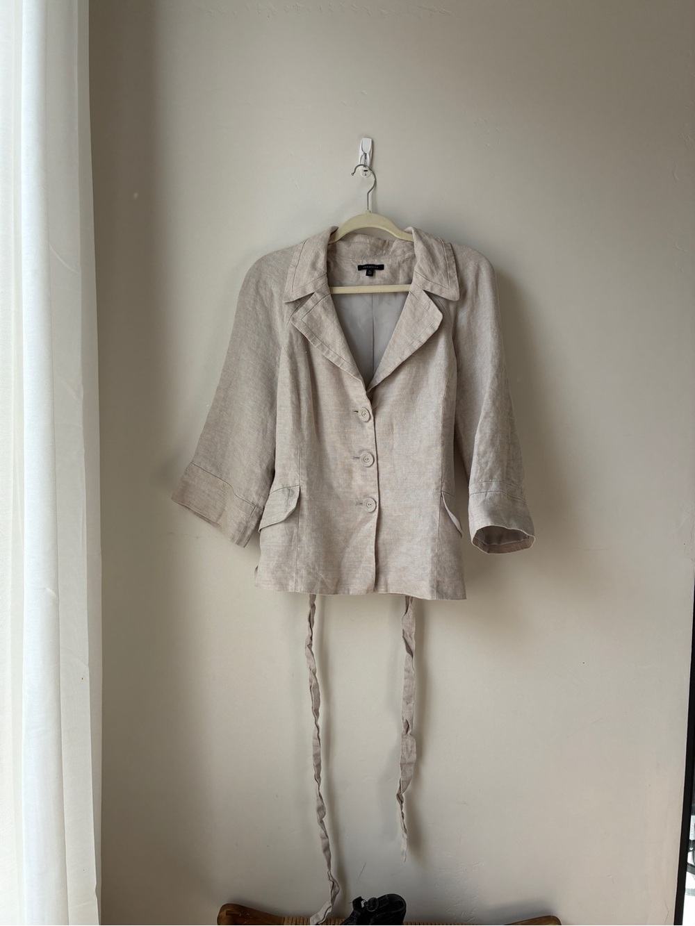 Women’s Lightweight Linen Jacket in Beige